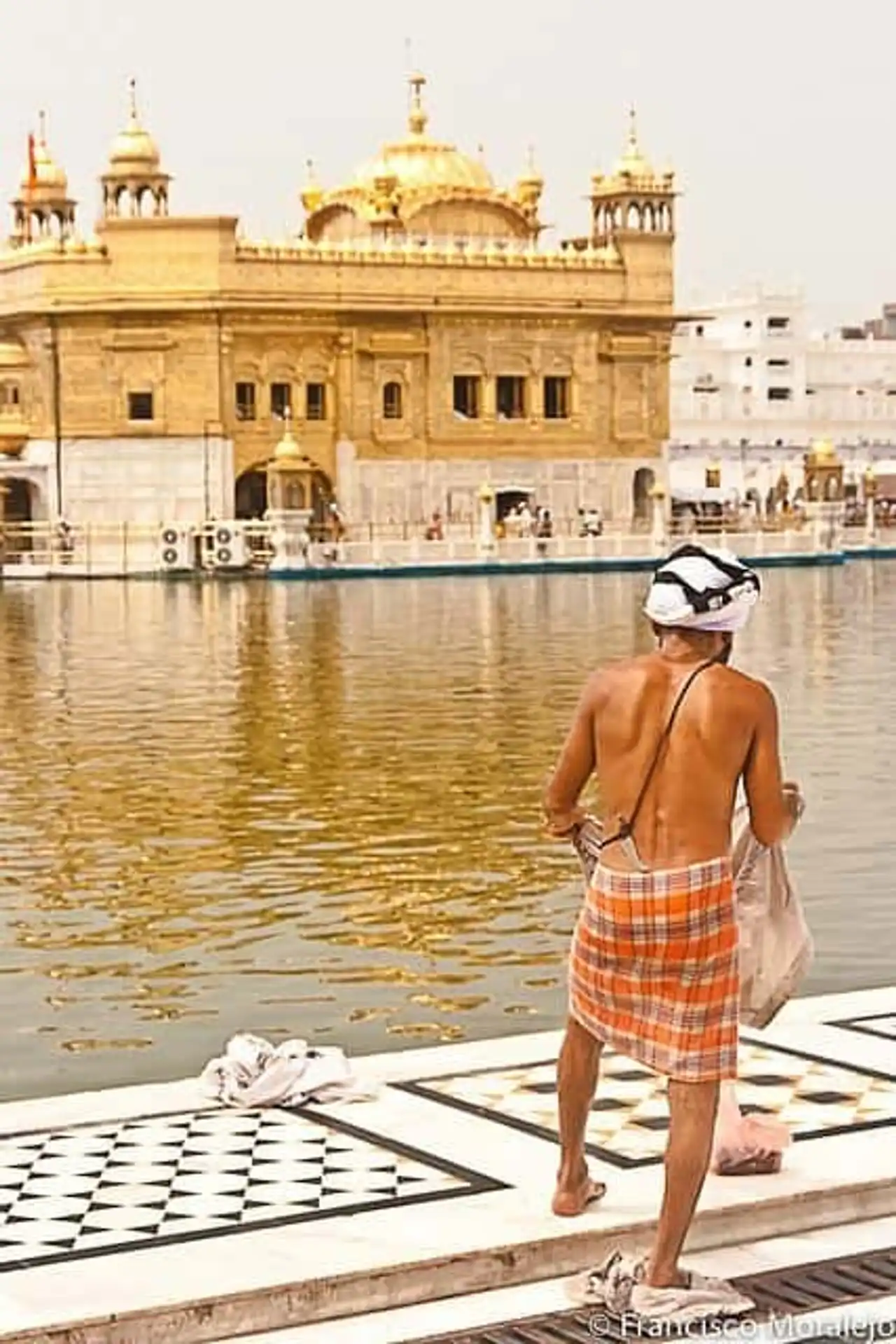 Pilgrimage to the Temple of Gold, Amritsar, India