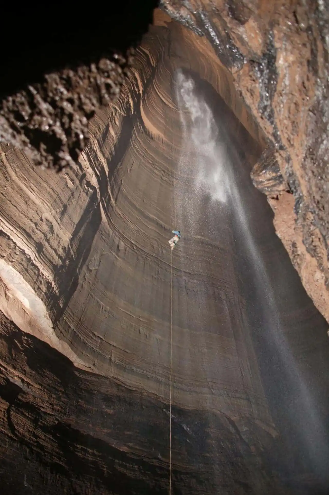 Beautiful caves in the world