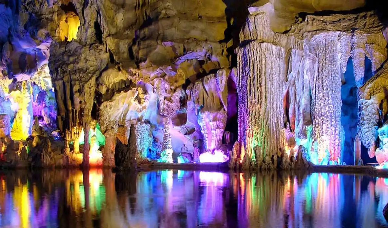 Beautiful caves in the world