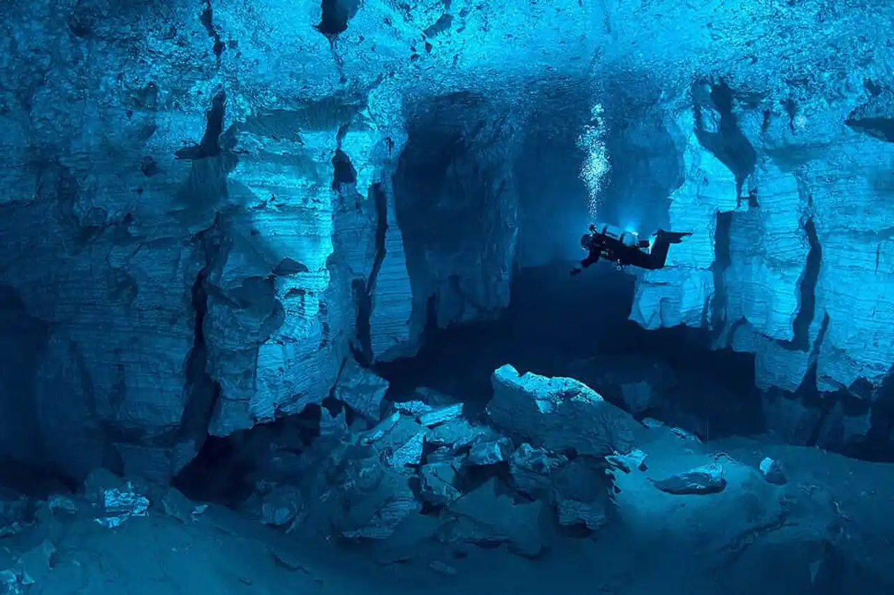 Beautiful caves in the world