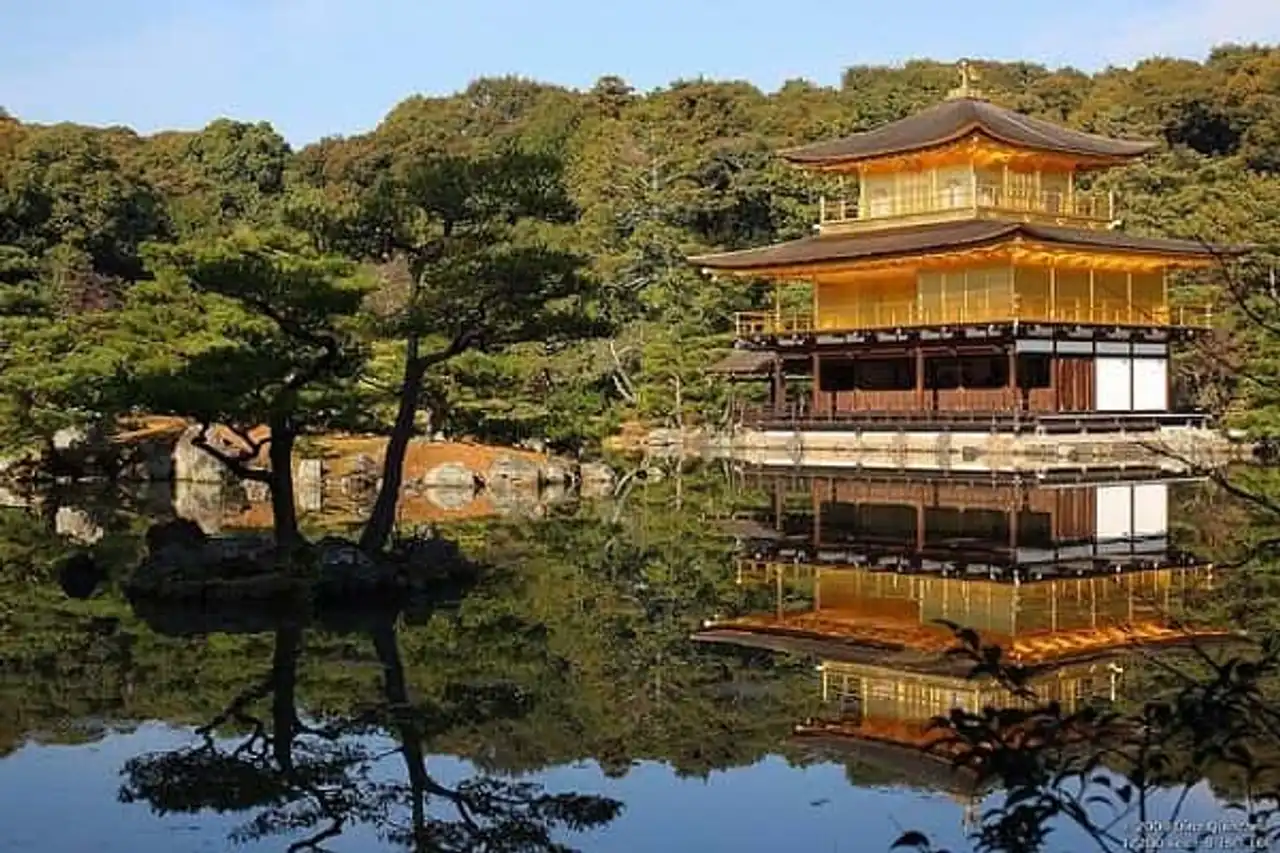 Temple Kinkaku-ji Kyoto