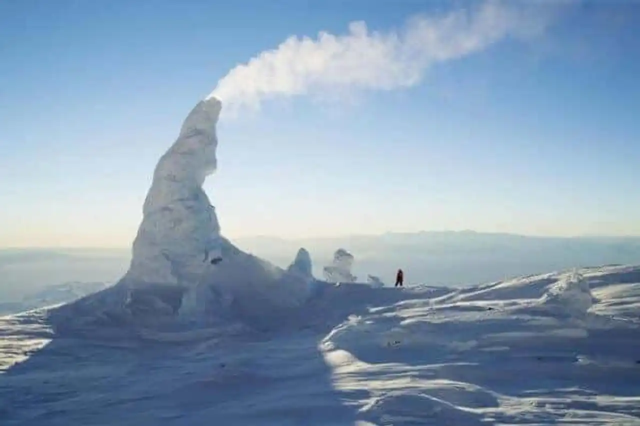 snow chimneys