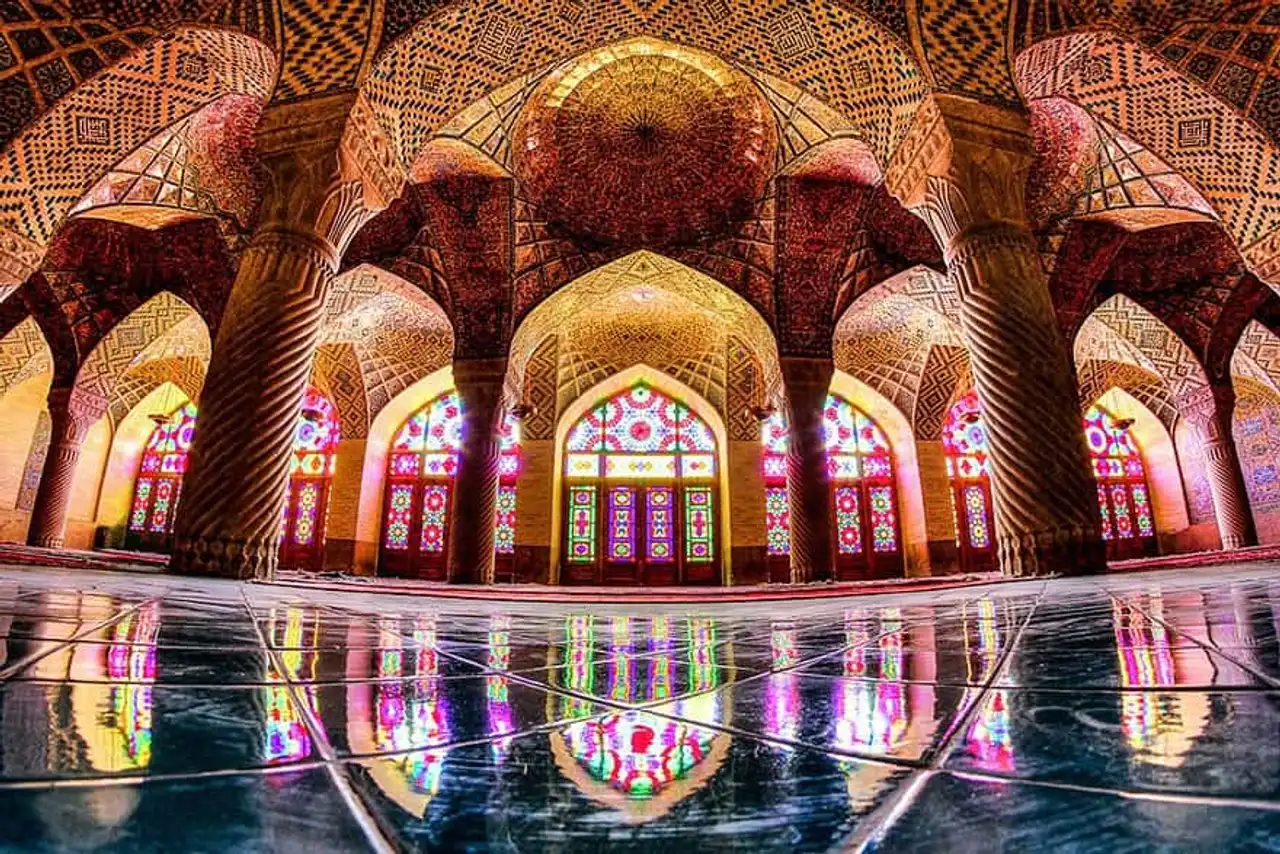 Photos from inside mosques in Iran by Mohammad Domiri