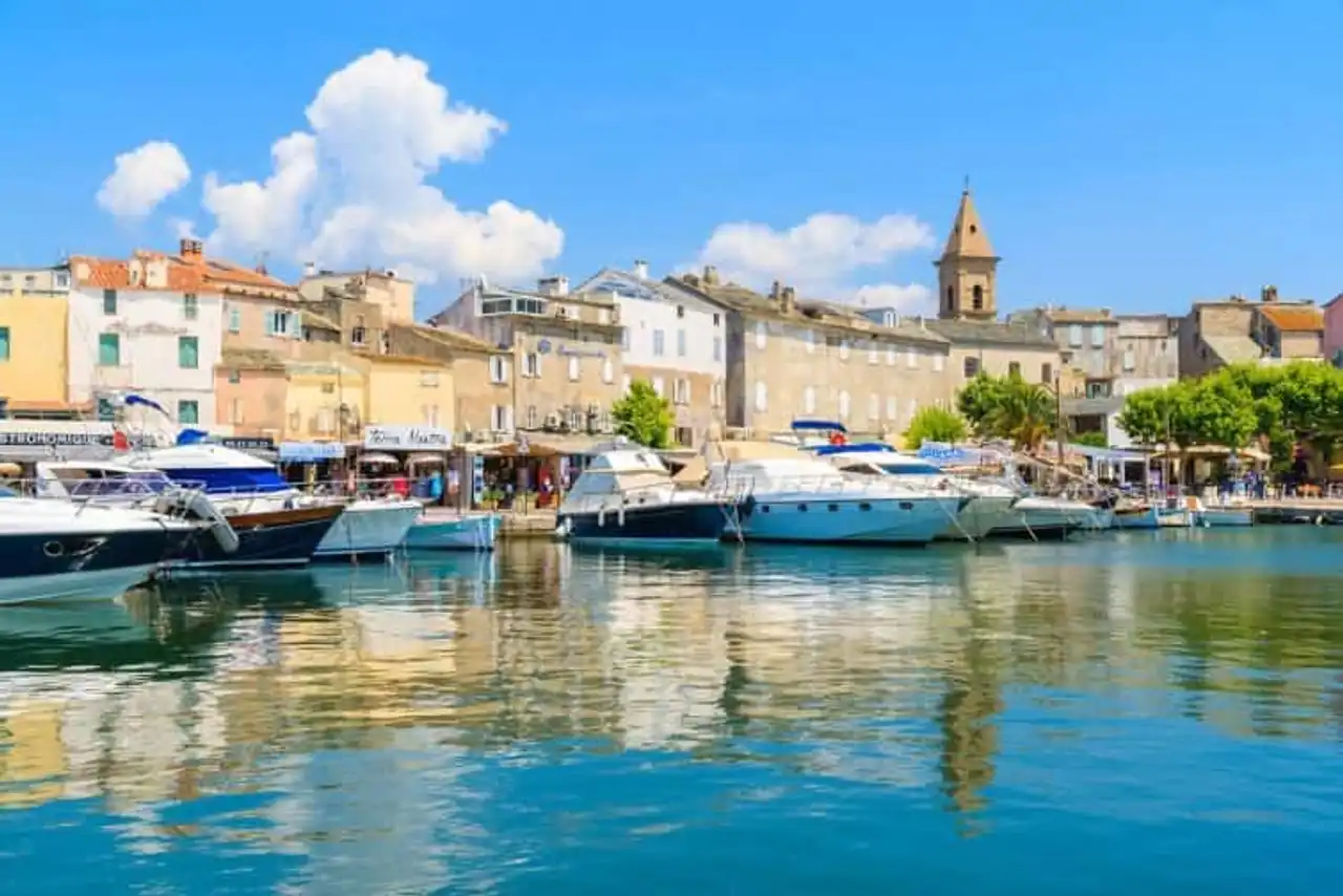 Rent boat Annecy - Port Saint Florent