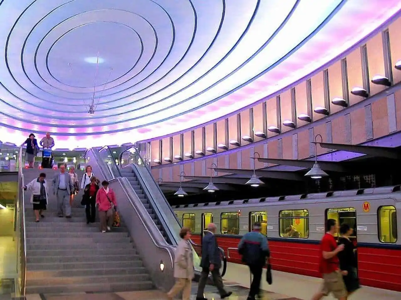 More beautiful metro stations in the world, works of art