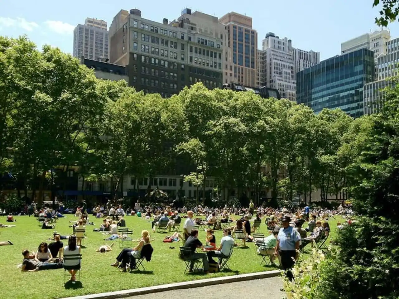 Urban parks in the world to escape the city's growing