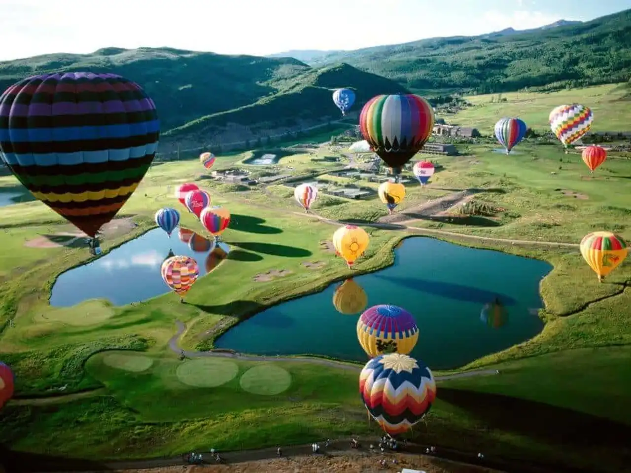 Balloon festivals and world balloons