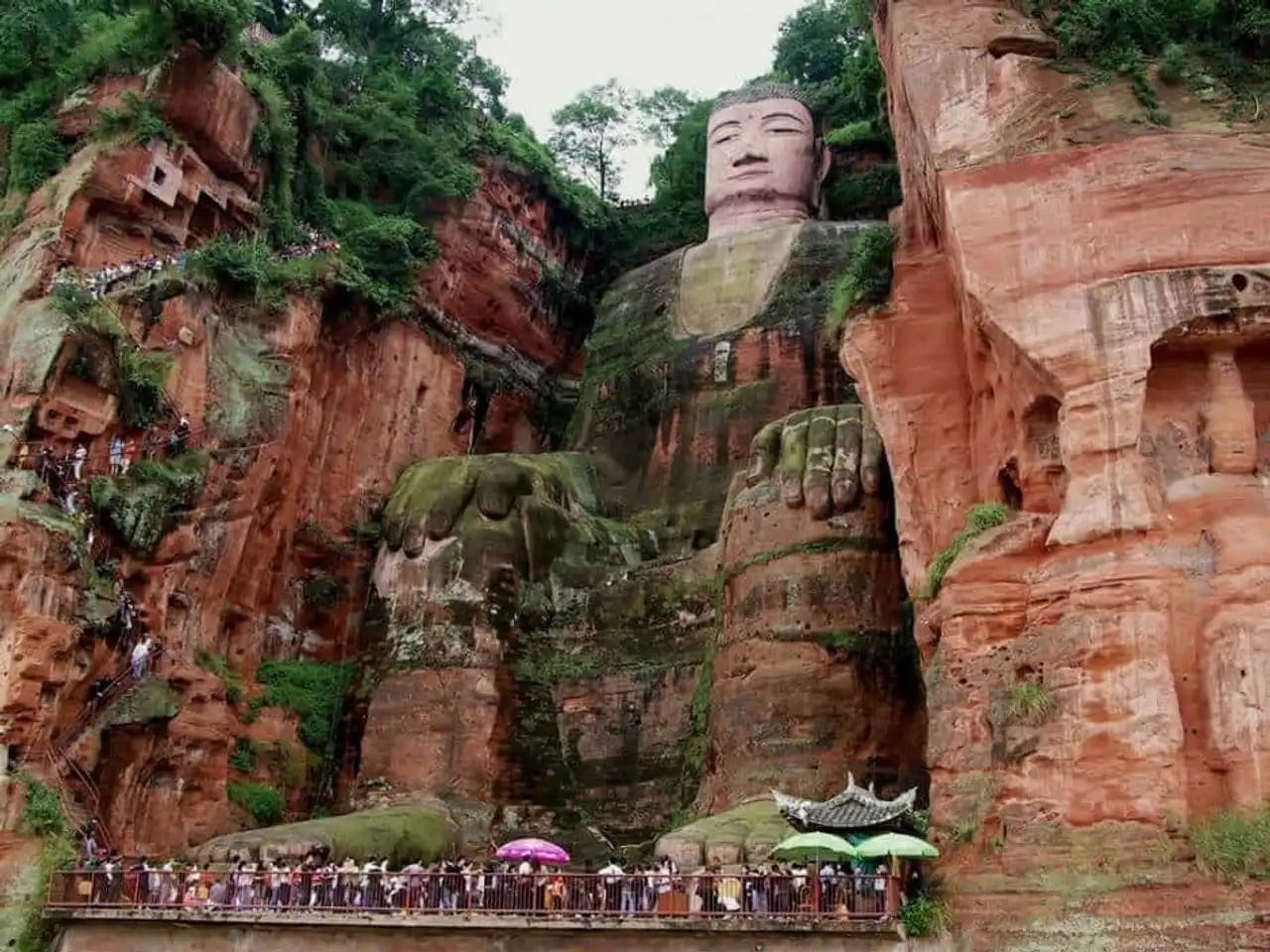 gigantic, colossal and enormous statues and monuments in the world