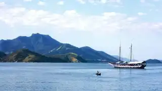 A day cruise in the archipelago of Angra dos Reis from Rio