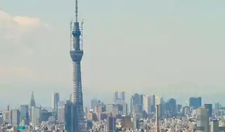 Get to the Skytree, the highest building in Tokyo, and visit the Asakusa district