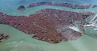 Find cheap flights to Venice