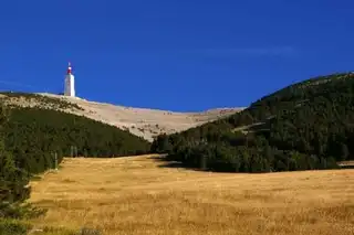 In which village house to climb Mont Ventoux?