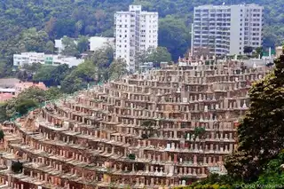 Pok Fu Lam Terrace Cemetery in Hong Kong