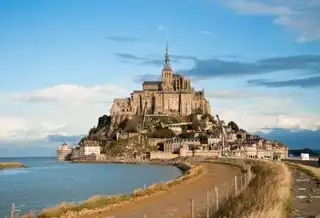 Le Mont-Saint-Michel en Camping-Car : location, advice, area, routes