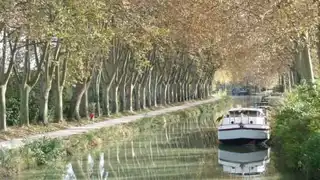 Where to sleep along the Canal du Midi?