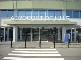 Where to sleep near Lille Airport?