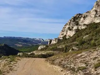 The 10 most beautiful hikes to do in the Alpilles