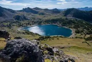 The 7 most beautiful hikes in Lake Allos