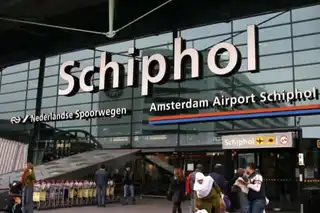 Transfer from Schiphol Airport to the centre of Amsterdam