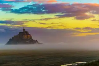 8 unusual weekends in love at Mont-Saint-Michel