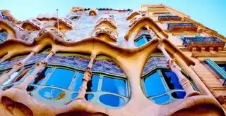 Visit Casa Batlló in Barcelona, the enigmatic Gaudí house