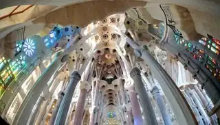 Visit Sagrada Familia in Barcelona: prices, tickets, schedules...