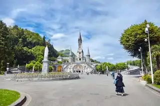 Visit the Notre-Dame de Lourdes Sanctuary: tickets, rates, schedules