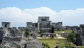 Visit of the Tulum pyramids in Mexico