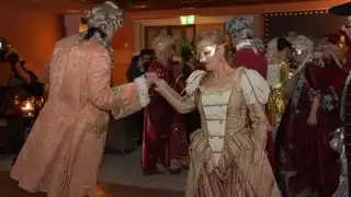 Carnival of Venice: Take a lesson of traditional dances!