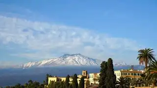 Visit the Etna: climbing the famous Sicily volcano