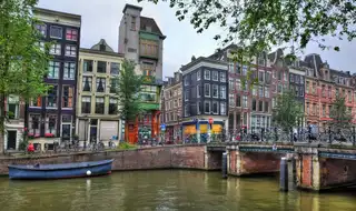 How to get to Amsterdam by train from Paris?