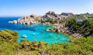 Sardinia in Camping-Car: advice, areas, routes