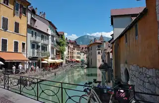 In which quarter house in Annecy?