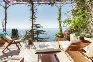 Top 10 Airbnbs in Positano