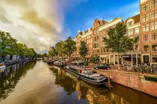 Cruise on the canals of Amsterdam: tickets, prices, times