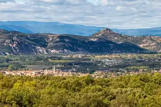 Where to sleep near the Chauvet Cave?