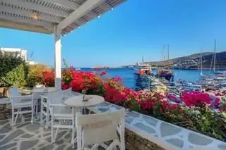 Top 10 hotels in Folegandros