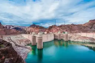 Visit the Hoover Dam from Las Vegas: tickets, prices, schedules