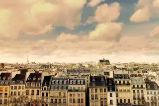 What are the risks of renting your apartment on Airbnb in Paris?