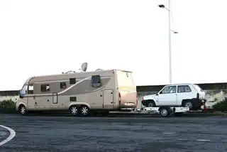 Trailer for motorhome: everything you need to know