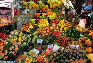 Visit the Boqueria market in Barcelona: tickets, prices, schedules