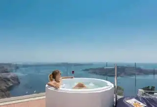 The 8 most luxurious hotels in Santorini