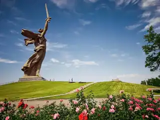 34 statues and monumental monuments in the world