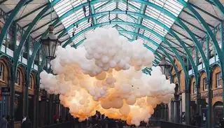 In London, 10,000 balloons float at the Covent Garden Market