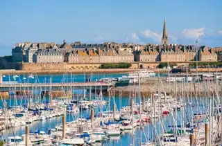 Boat rental in Saint-Malo: how to do and where?