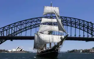 Cruise in Sydney Bay on a 1850 sailboat