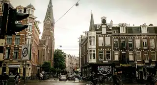 In which area to stay in Amsterdam?