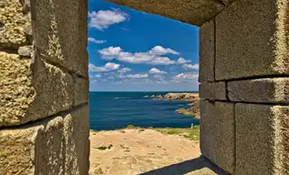 In which village house on the peninsula of Quiberon?