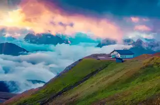 10 mountain huts to be discovered in the world