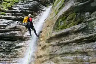 10 places to make canyoning in the Pyrenees